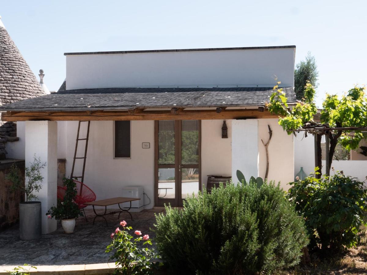 Trullo Santangelo Bed & Breakfast Ceglie Messapica Exterior photo