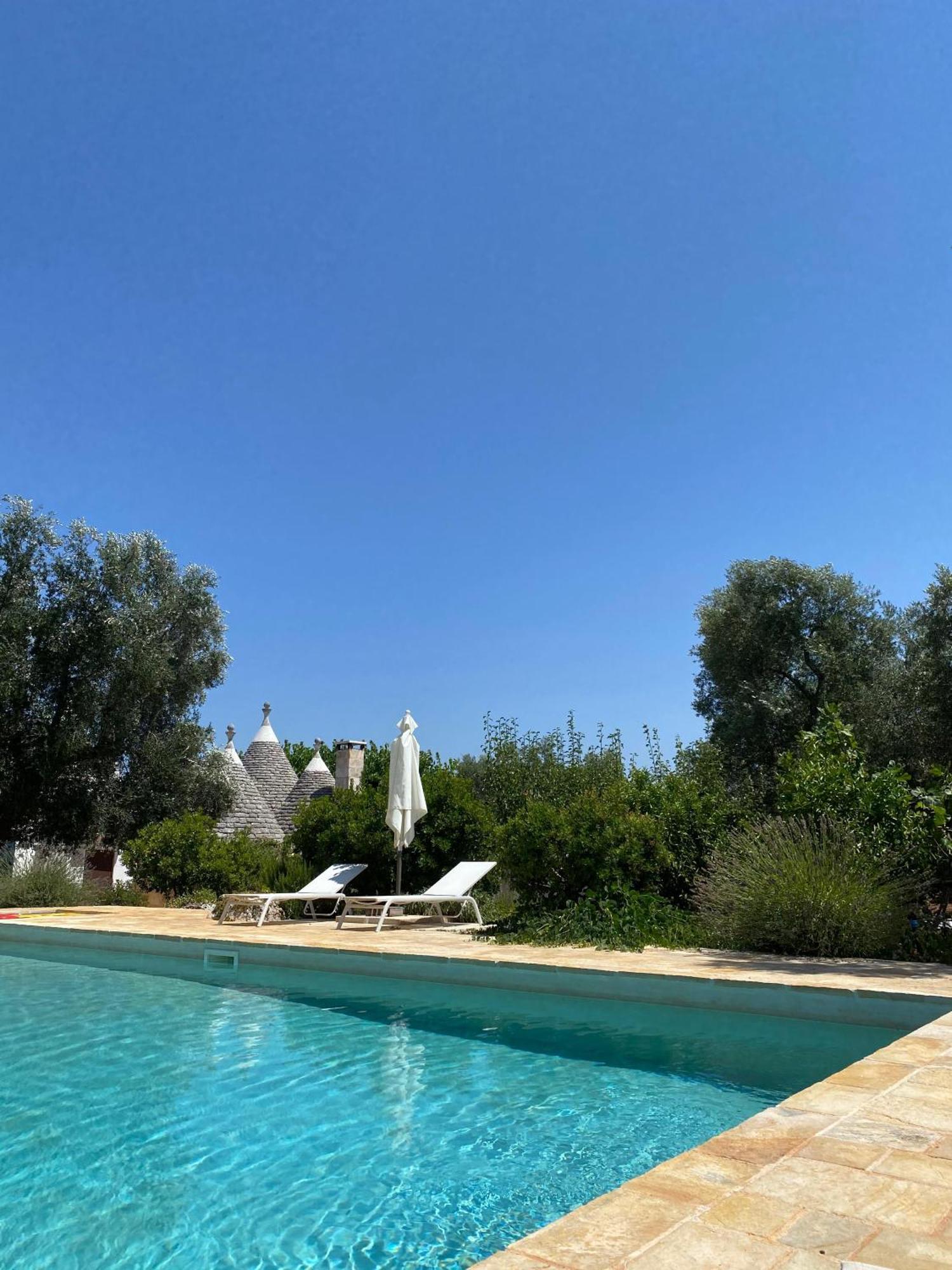 Trullo Santangelo Bed & Breakfast Ceglie Messapica Exterior photo